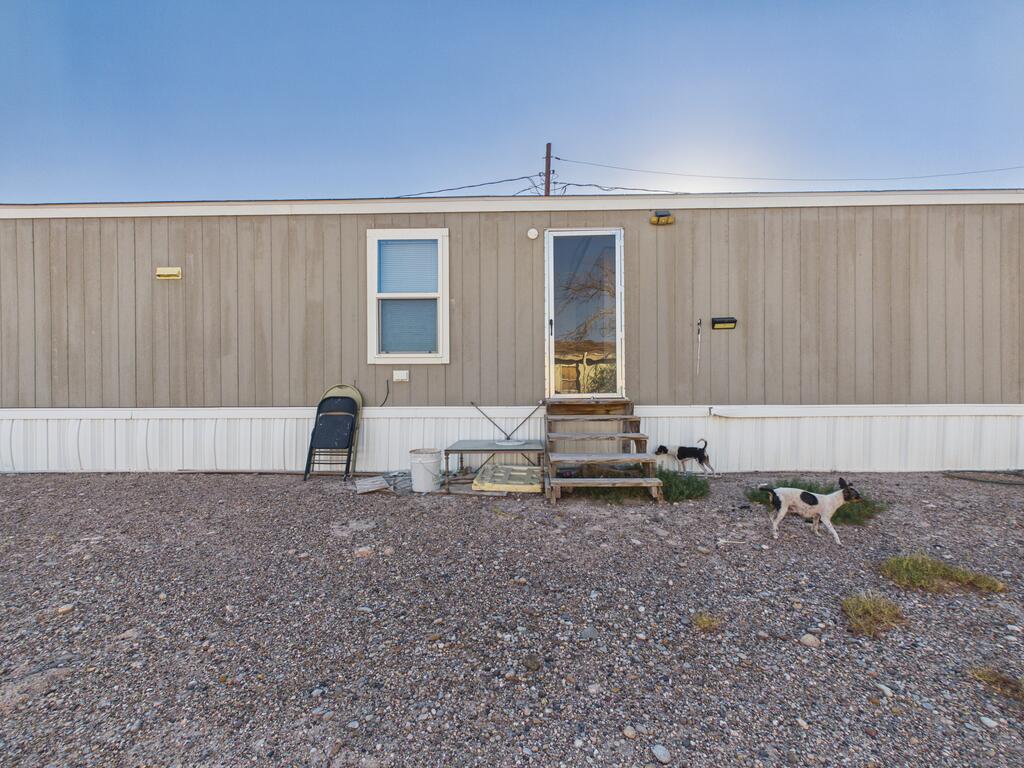 409 E D Street, Pecos, TX 79772 — photo 2
