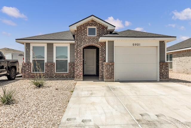 5901 Praline St — photo