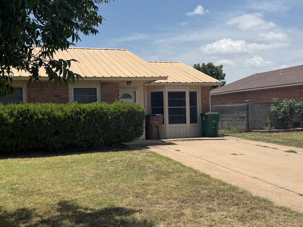 929 E 41st, San Angelo, TX 76903 — photo 3