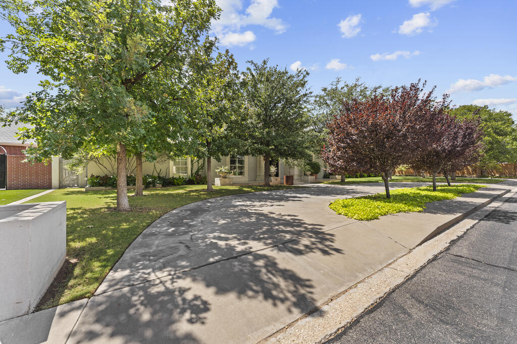 35 Muirfield Dr — photo
