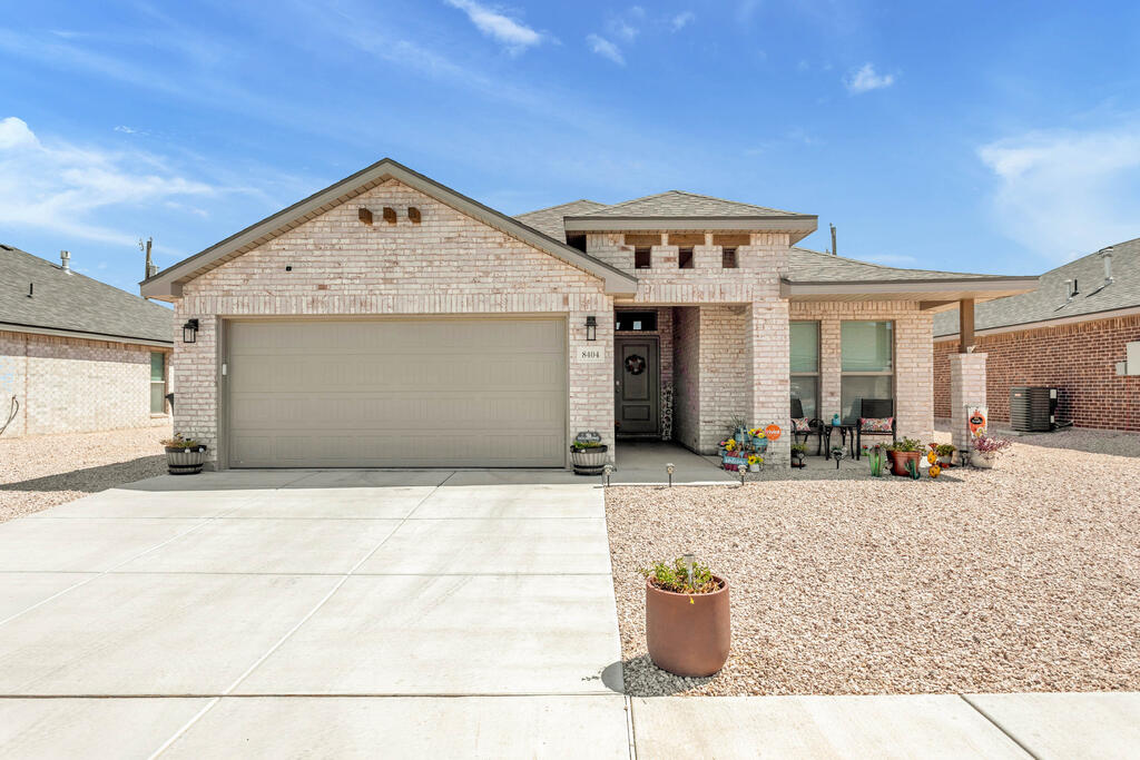 8404 Tamarix Dr — photo