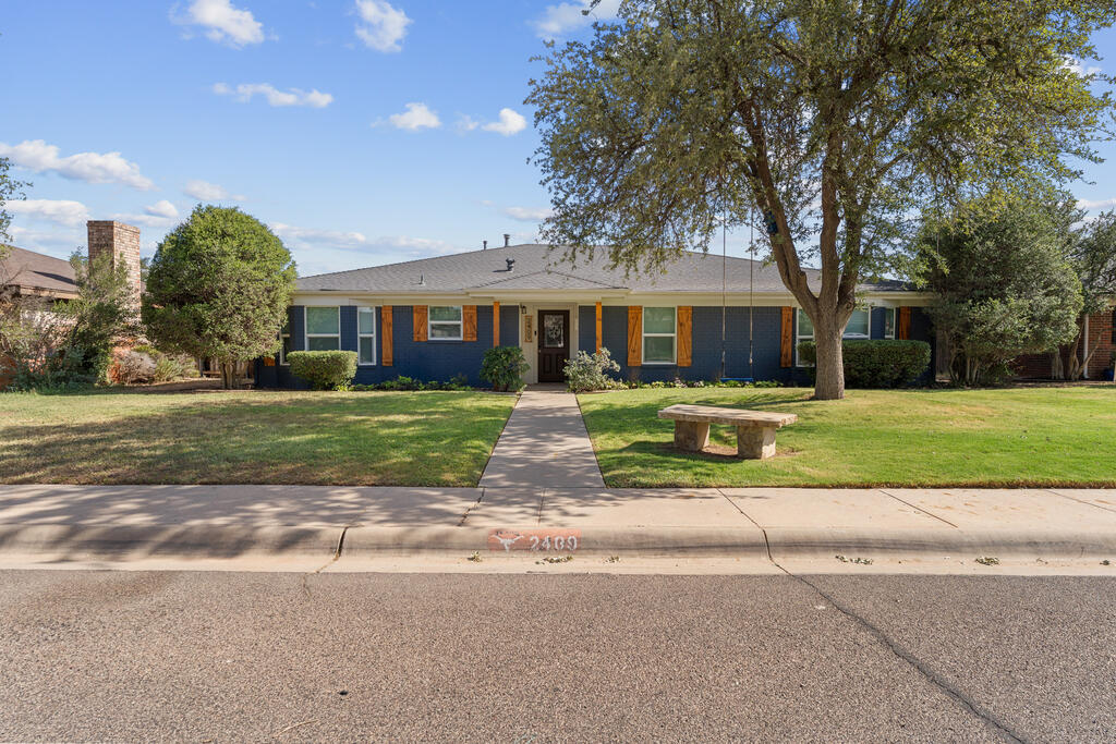 2409 Emerson Court — photo