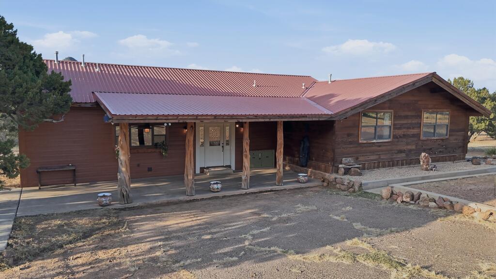 10 Rim Rd — photo