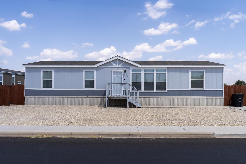 709 Fitch Ave — photo