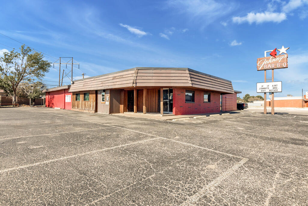 2201 Kermit Hwy — photo