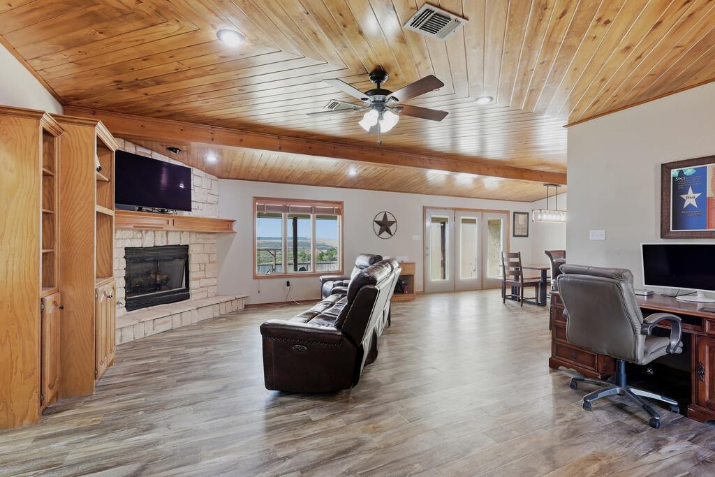 1012 Mingo, Alpine, TX 79830 — photo 3