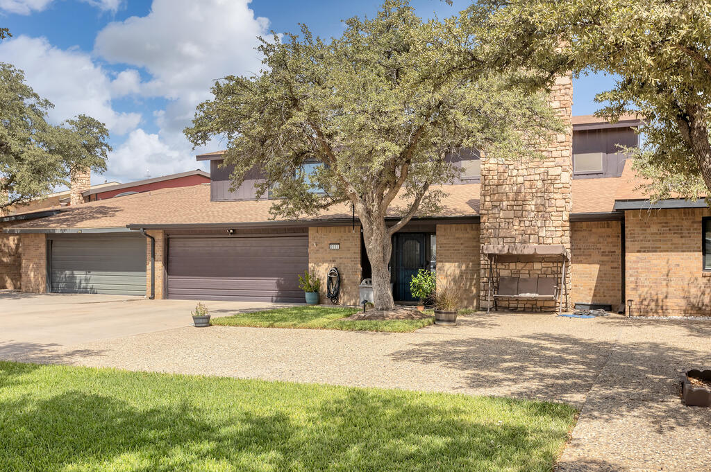 3984 Lakeside Dr — photo