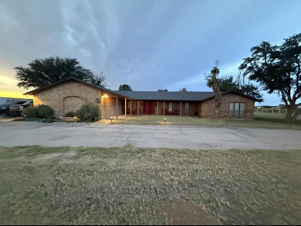 5609 E County Rd 120 — photo