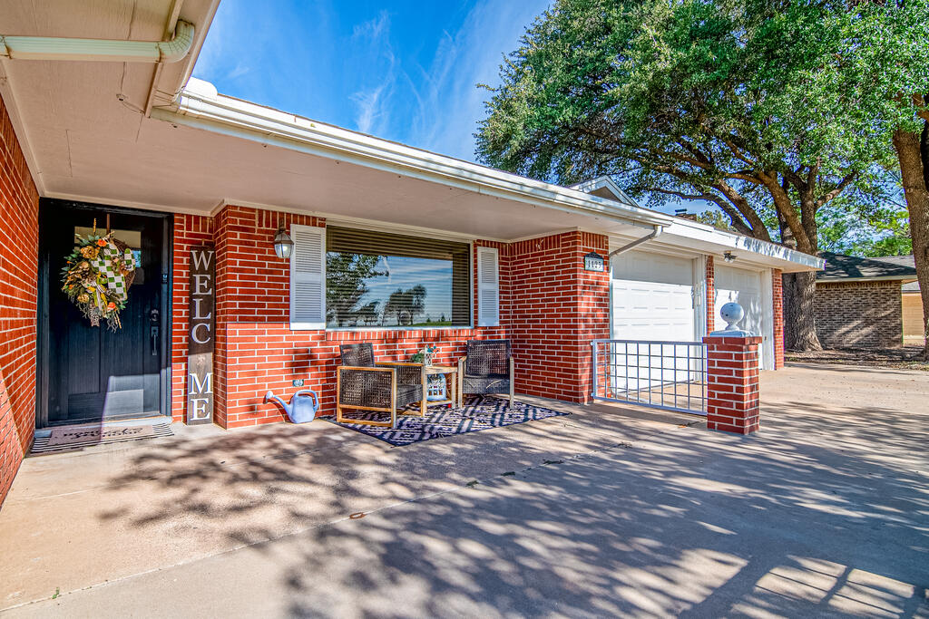 1123 Golf Course Road, Andrews, TX 79714 — photo 3