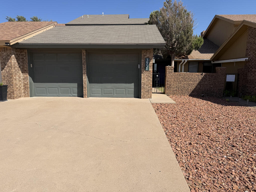 3951 Scott Dr — photo