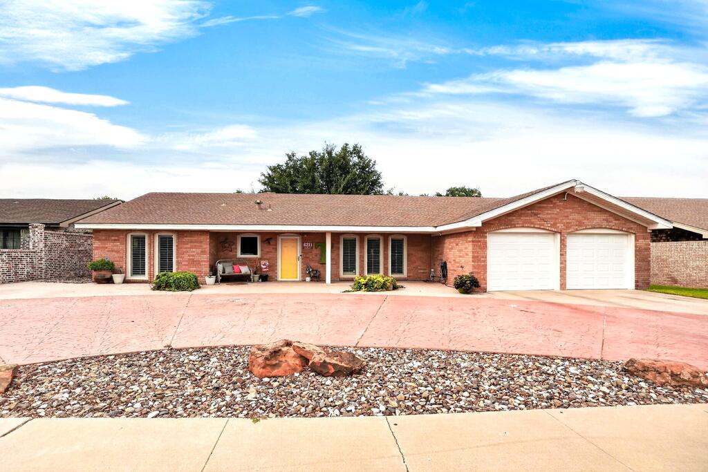 4211 Kirkwood Dr — photo