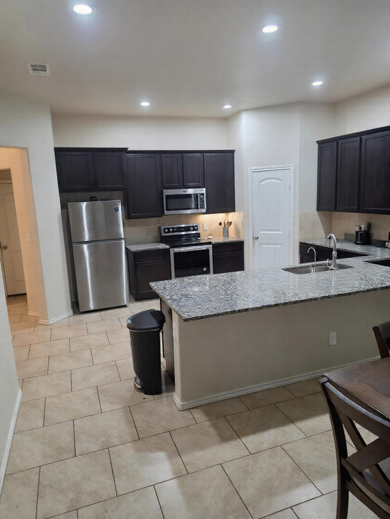 618 E 94th, Odessa, TX 79765 — photo 3