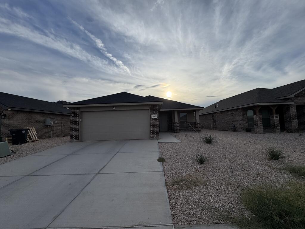 10405 Pronghorn Rd — photo