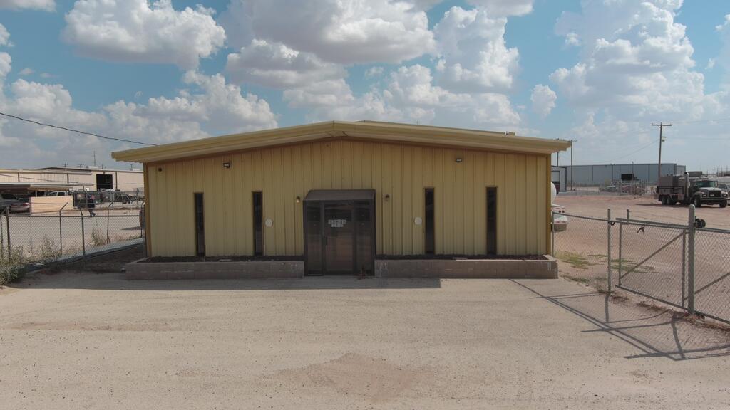 3602 Hwy 158 — photo