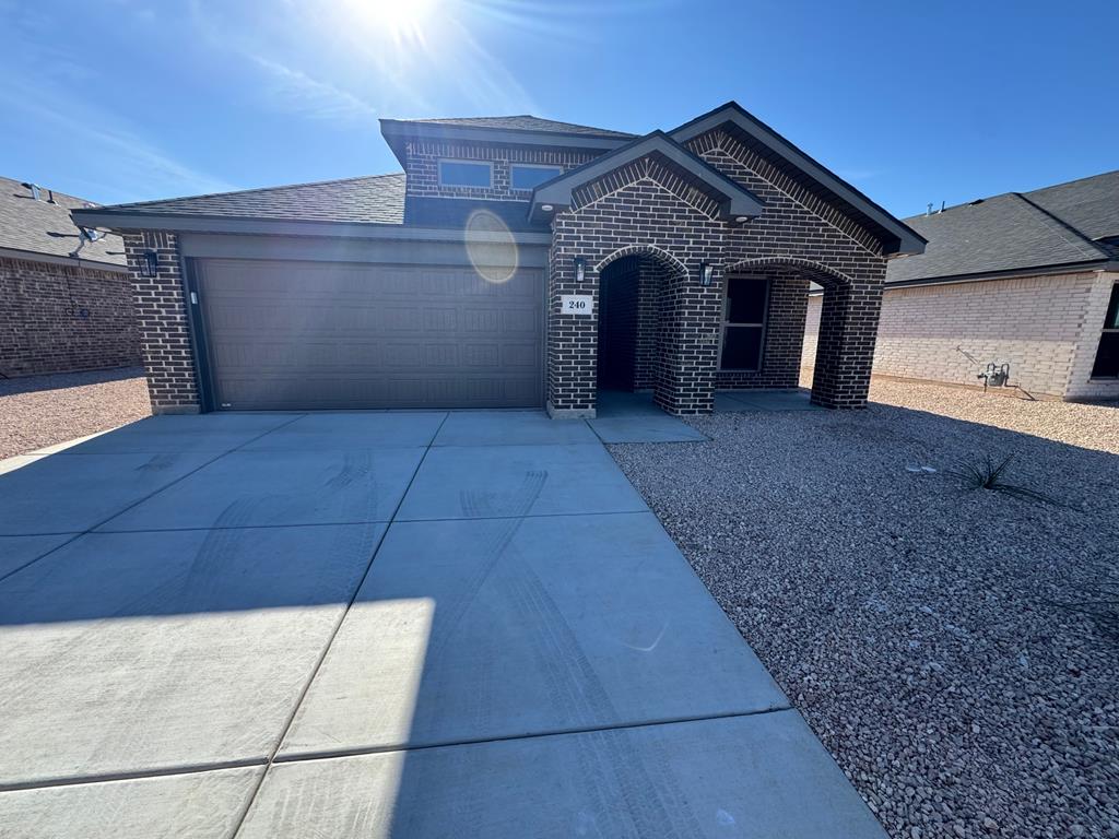 240 Trailblazer Ln — photo