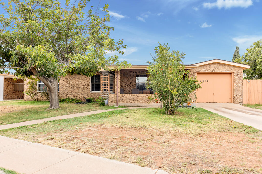 4307 McKnight Dr — photo
