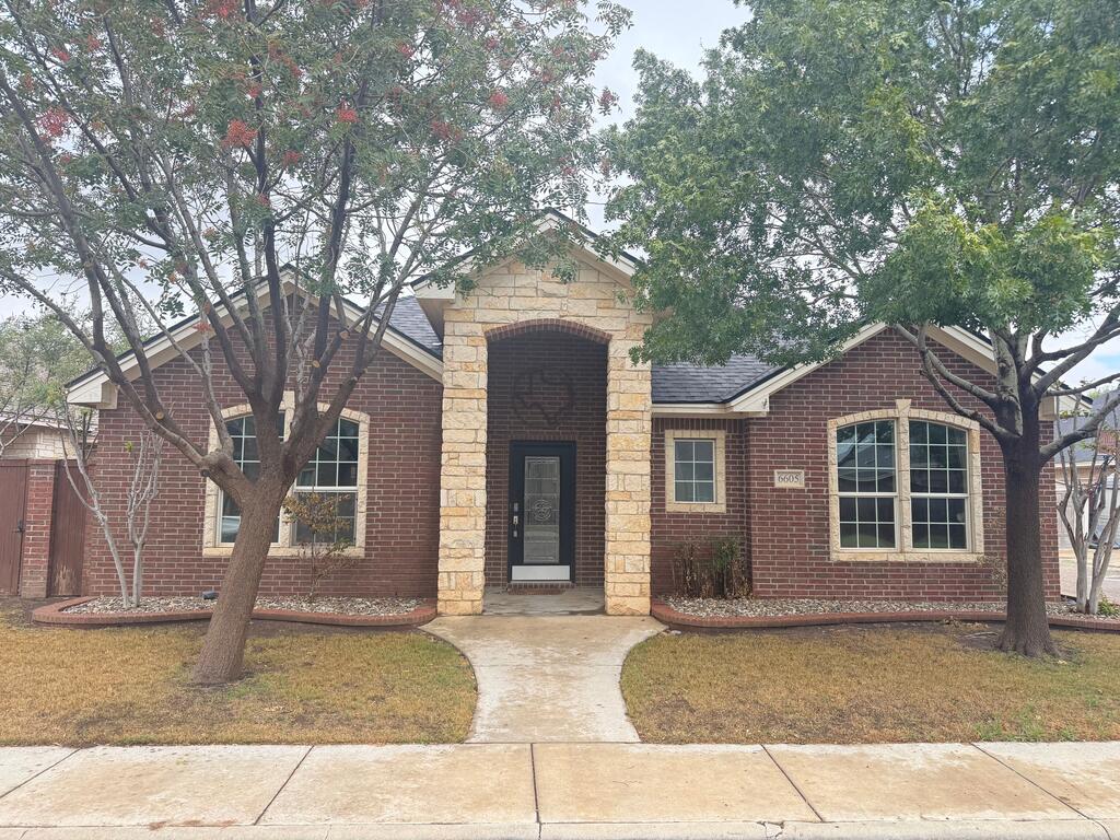 6605 Amber Dr — photo