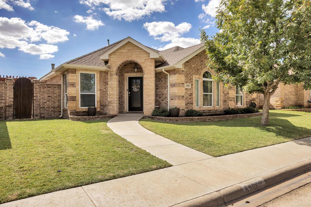 6908 Pinecrest Ave. — photo
