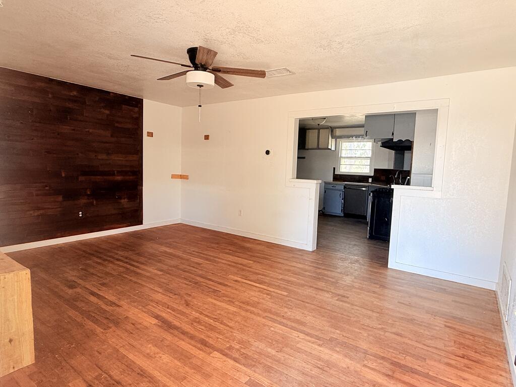 105 N Wasson Road, Big Spring, TX 79720 — photo 3