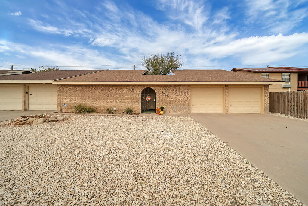 2233 Independence Drive — photo
