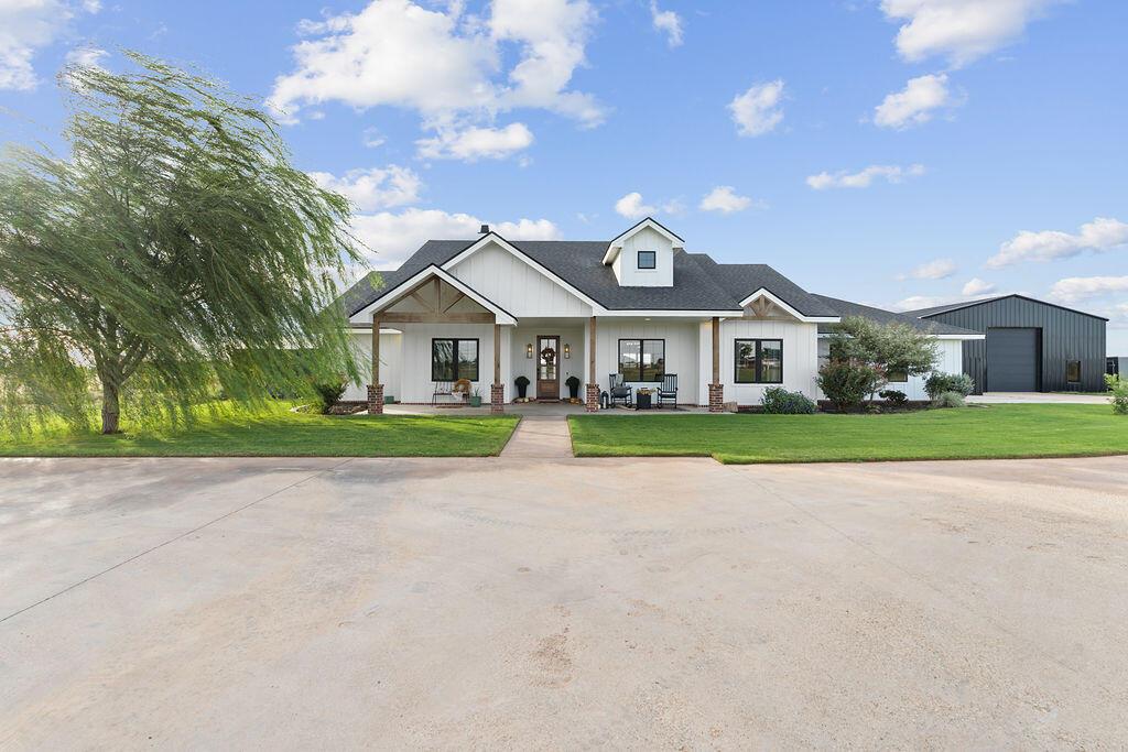 4034 SE 2370 — photo