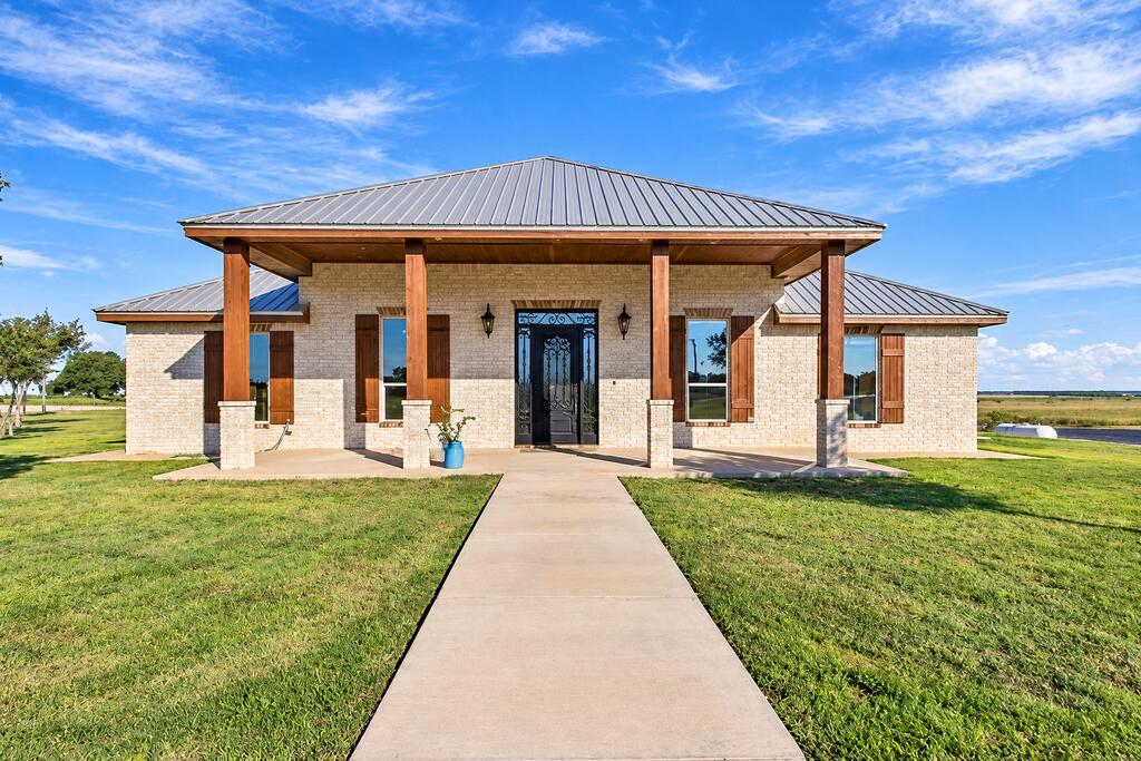 515 NE 2000 — photo