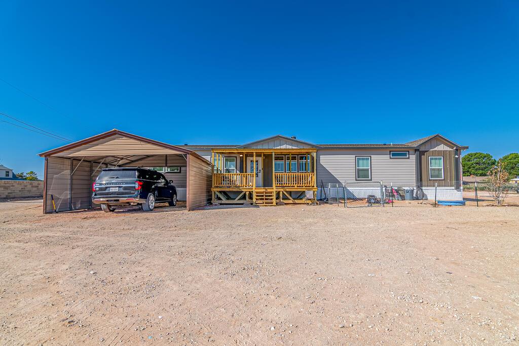 745 Tanglewood Drive Unit B — photo
