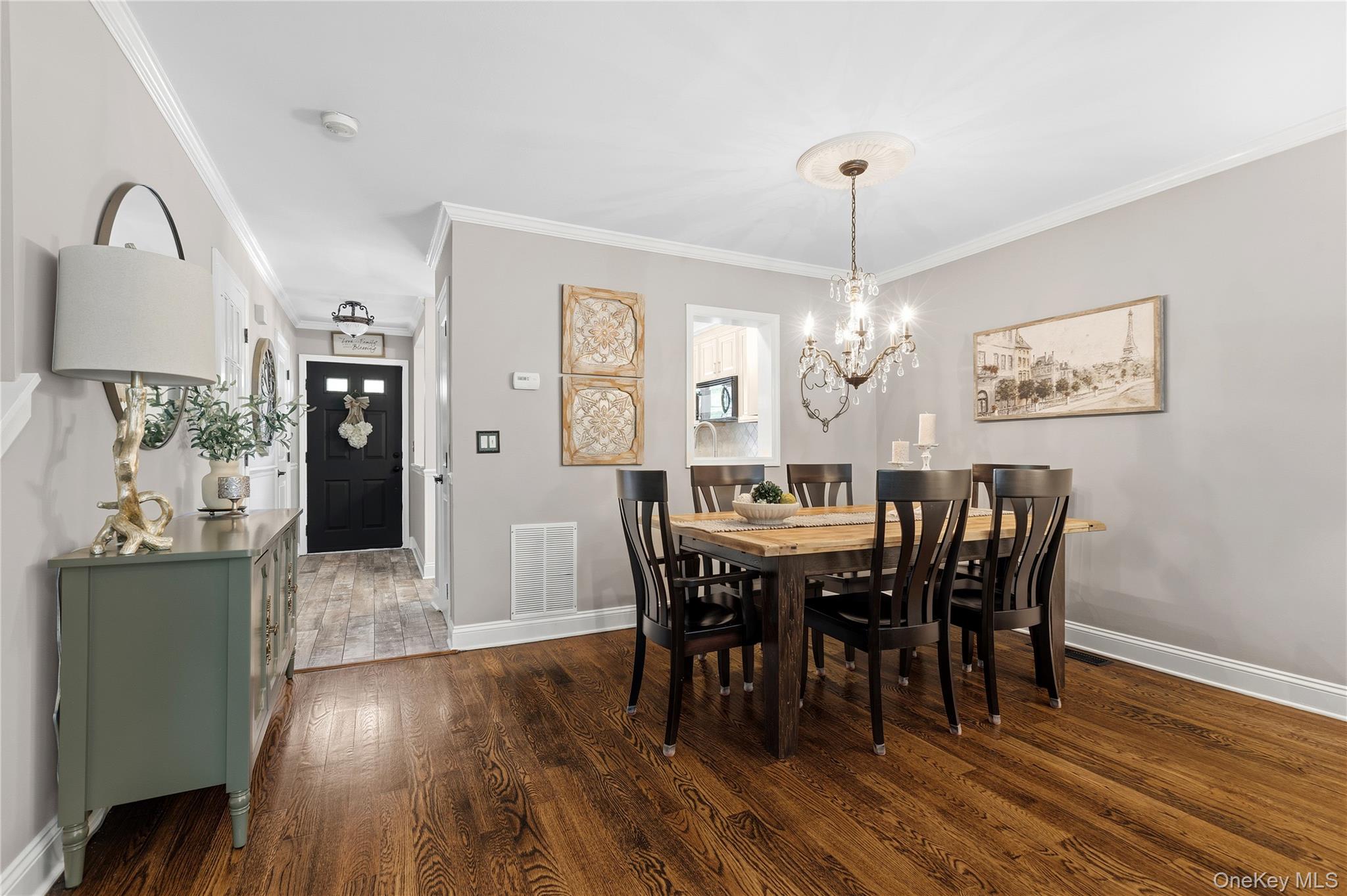 204 Twin Brook Court — photo