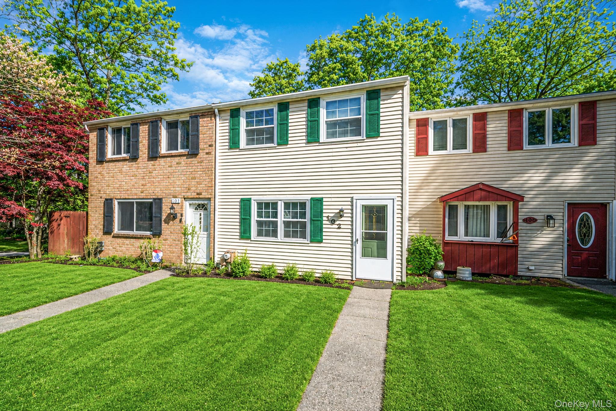 102 Hill Spur — photo