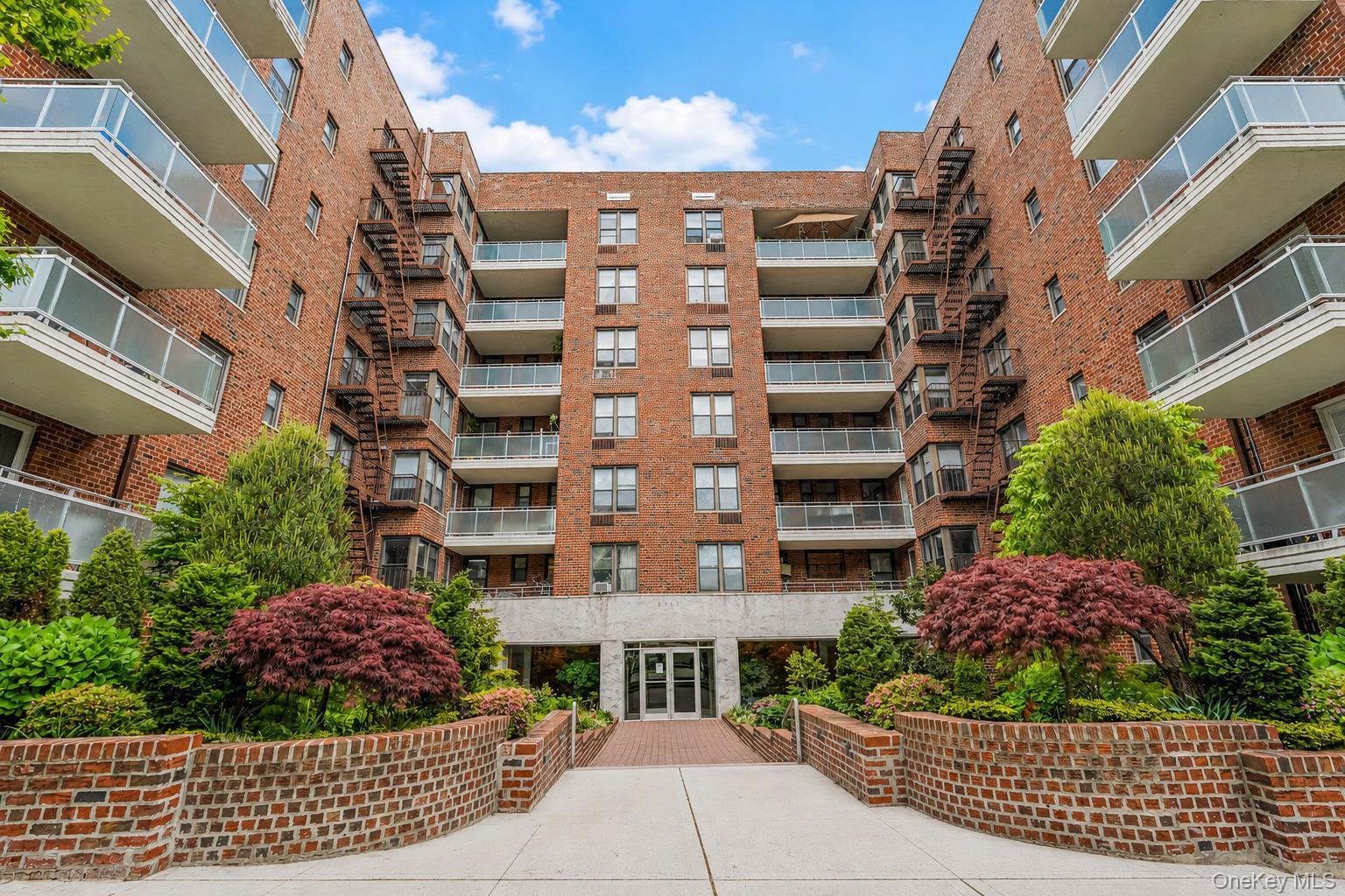 9511 Shore Road 112 — photo