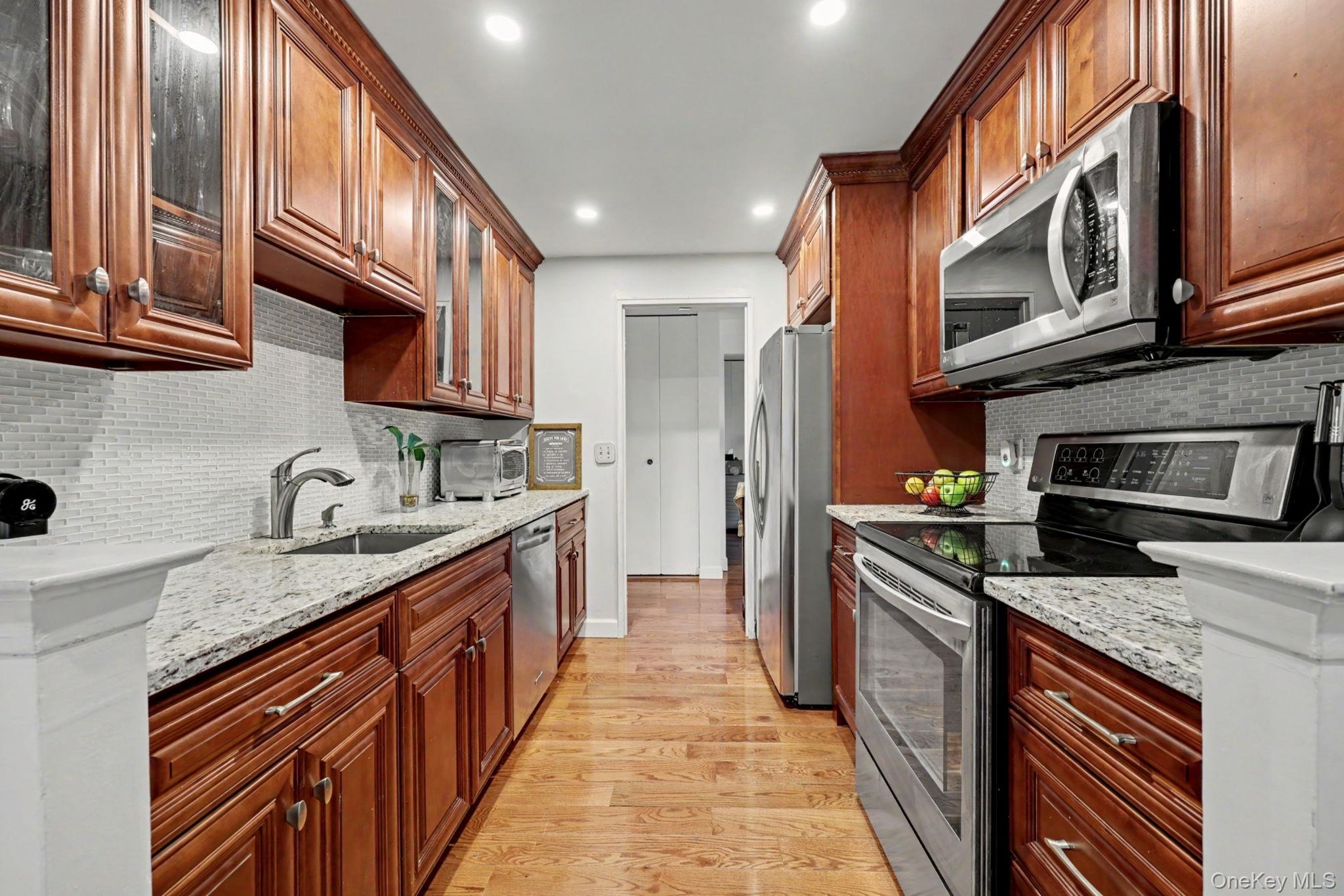 500 High Point Drive 810 — photo