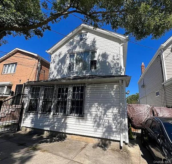10611 Remington Street — photo
