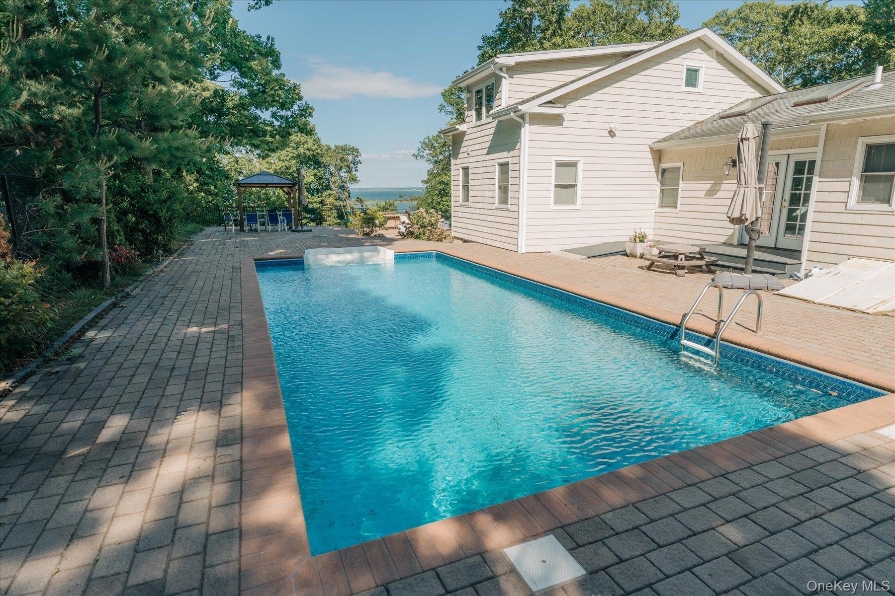32 Red Creek Road — photo