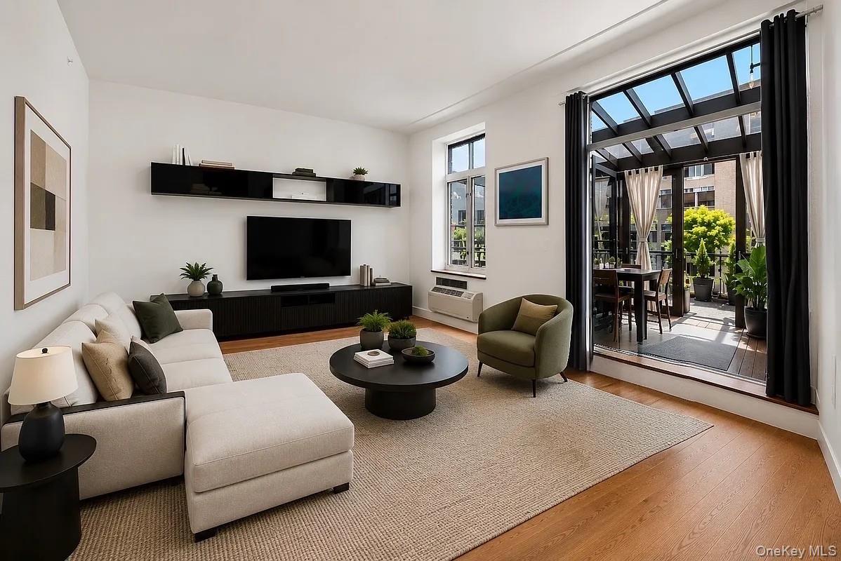 91 Grand Avenue 4D — photo