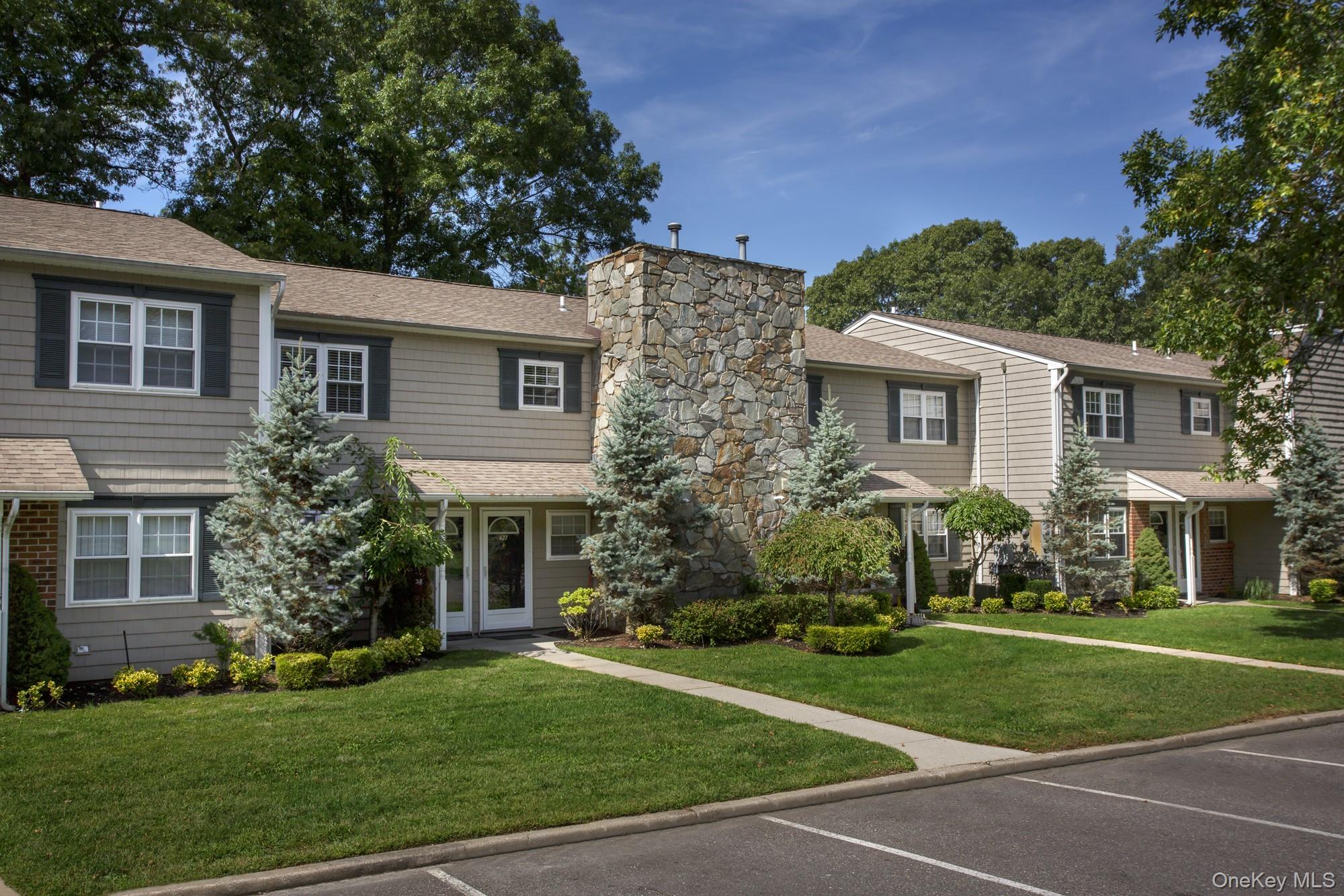 248 Lake Pointe Drive 255 — photo