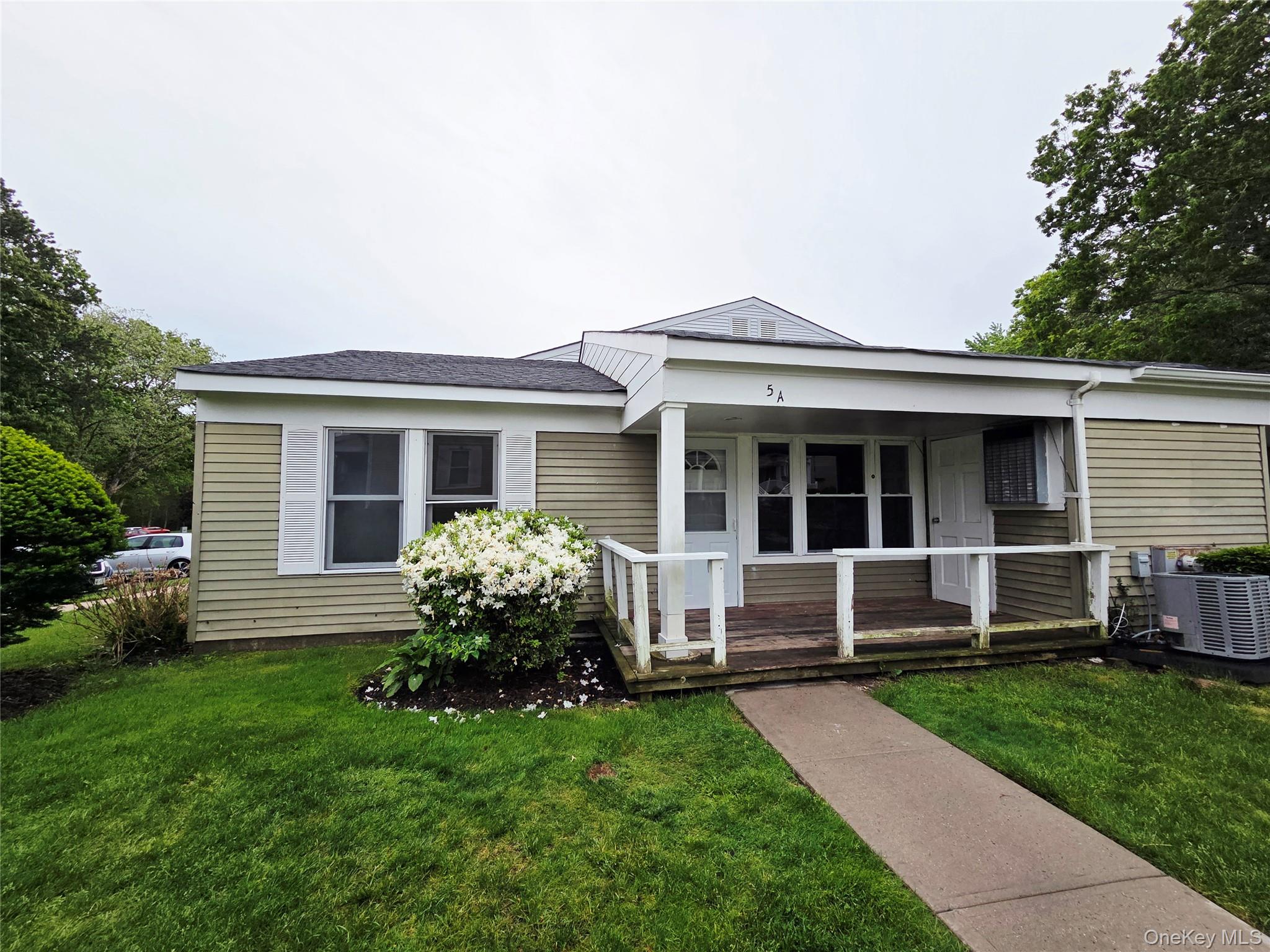 5 Independence Court 5a — photo