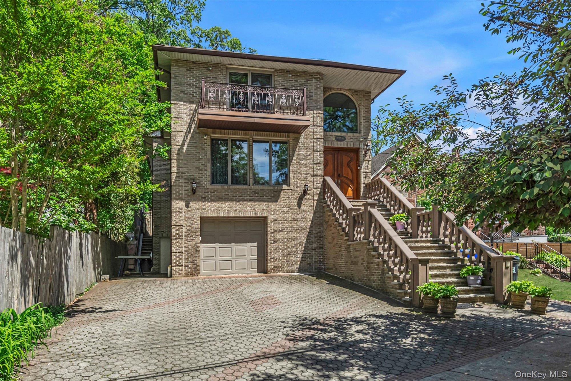 18042 Aberdeen Road — photo