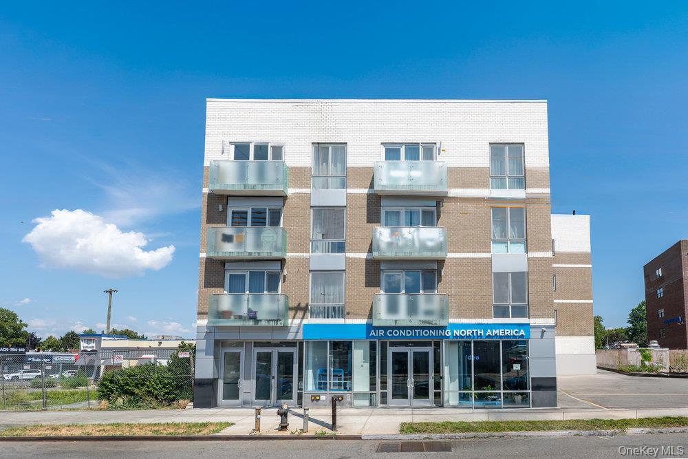 158-15 Union Turnpike 1a — photo