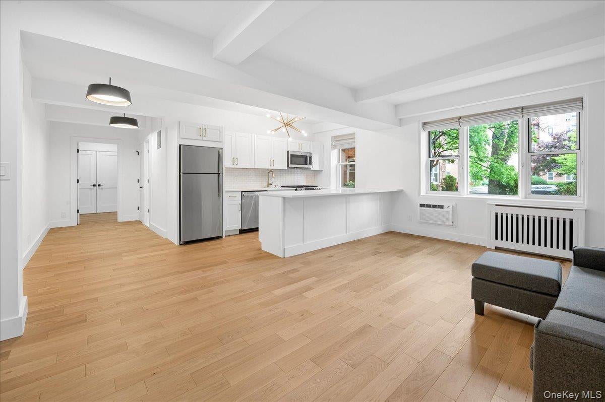 1 Sadore Lane 1N — photo
