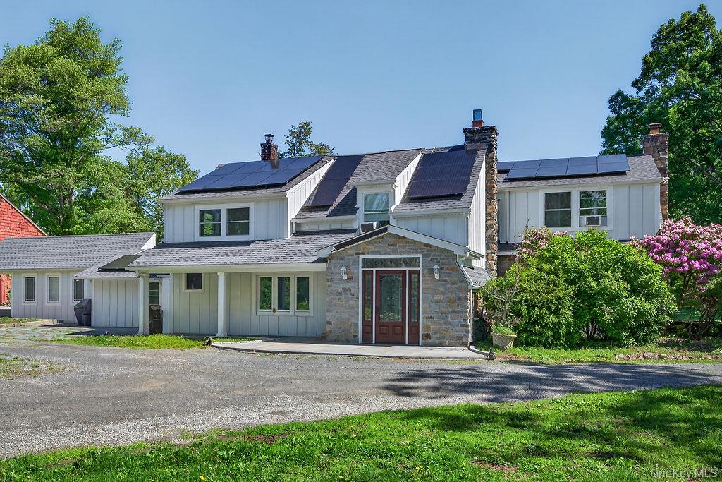 51 Pinesbridge Road — photo