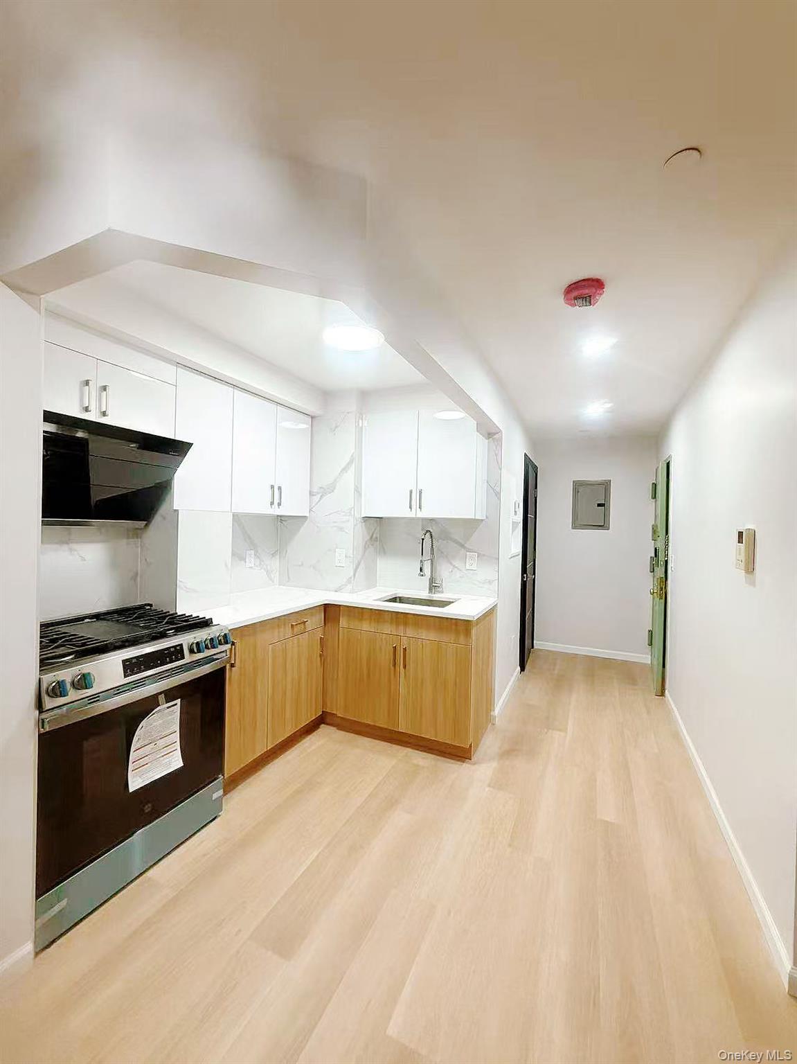 134-43 Maple Avenue 4C — photo