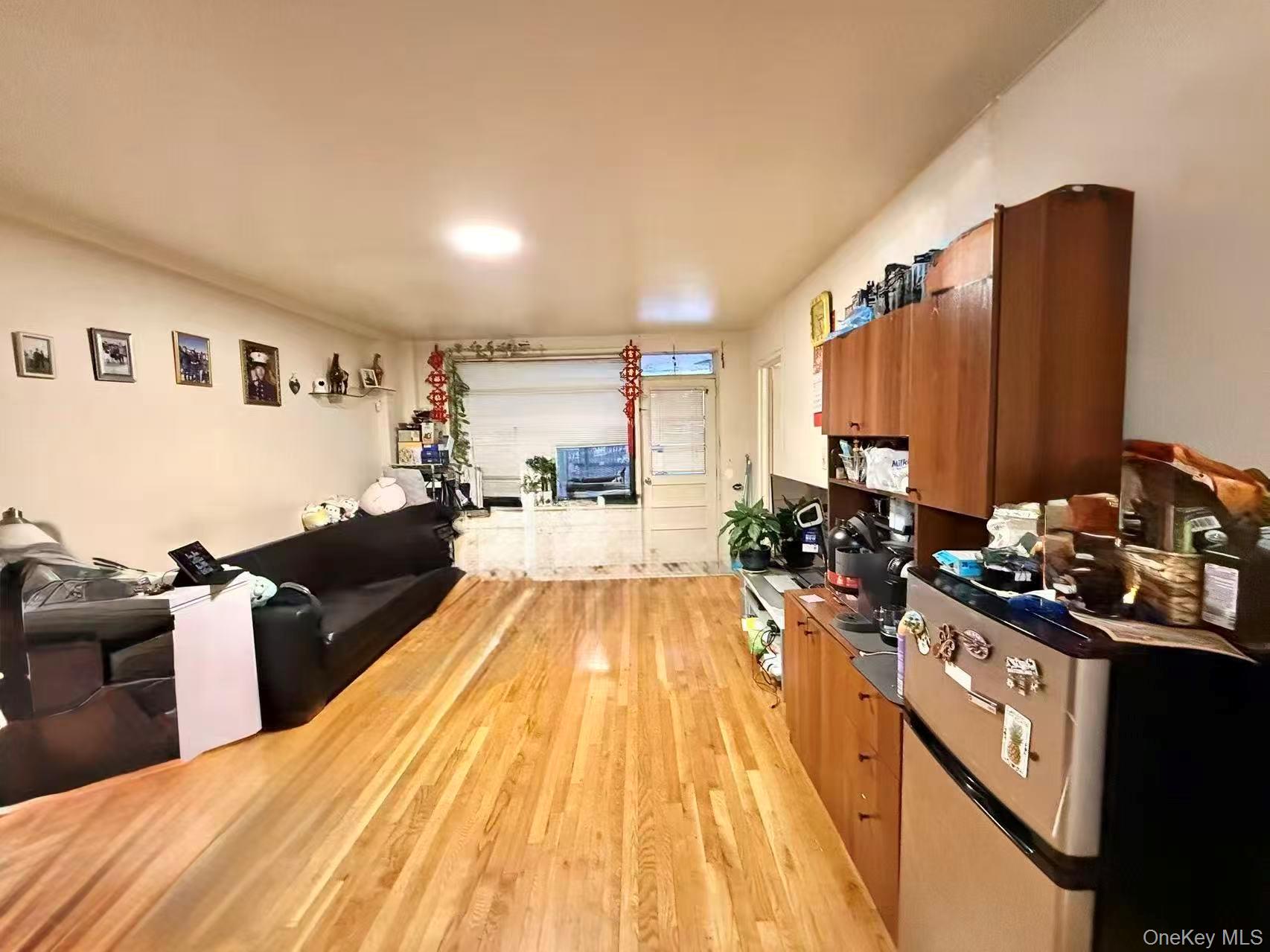 138-70 Elder Avenue 7G — photo