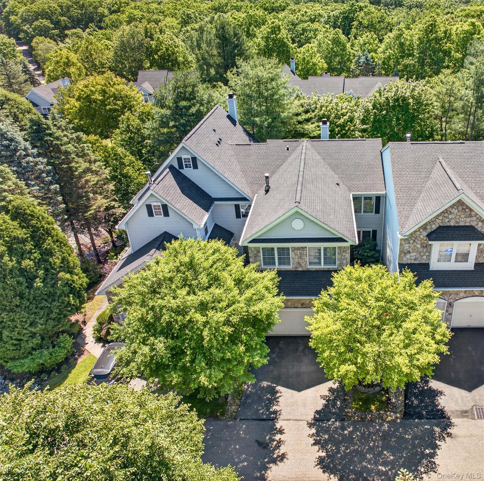 5 Holly Court — photo
