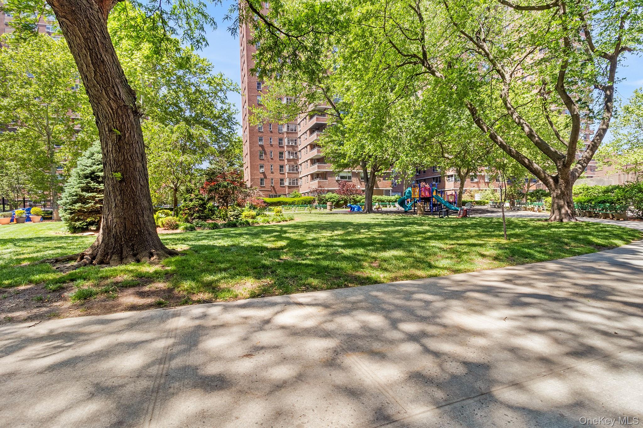 473 Fdr Drive K1404 — photo