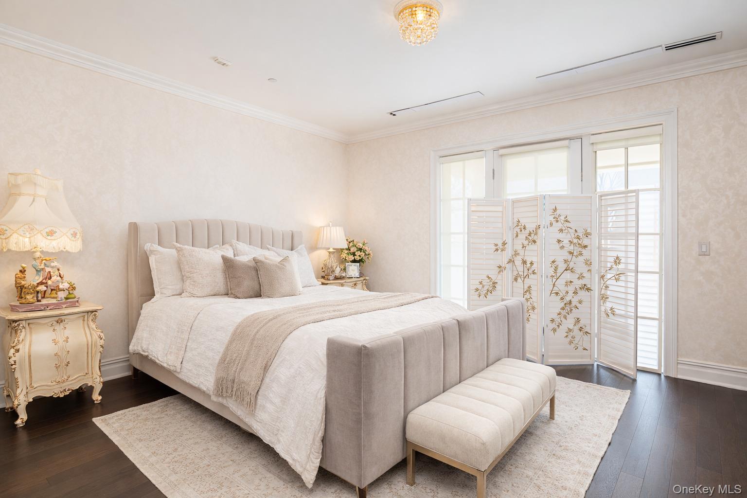 3000 Royal Court 3201 — photo
