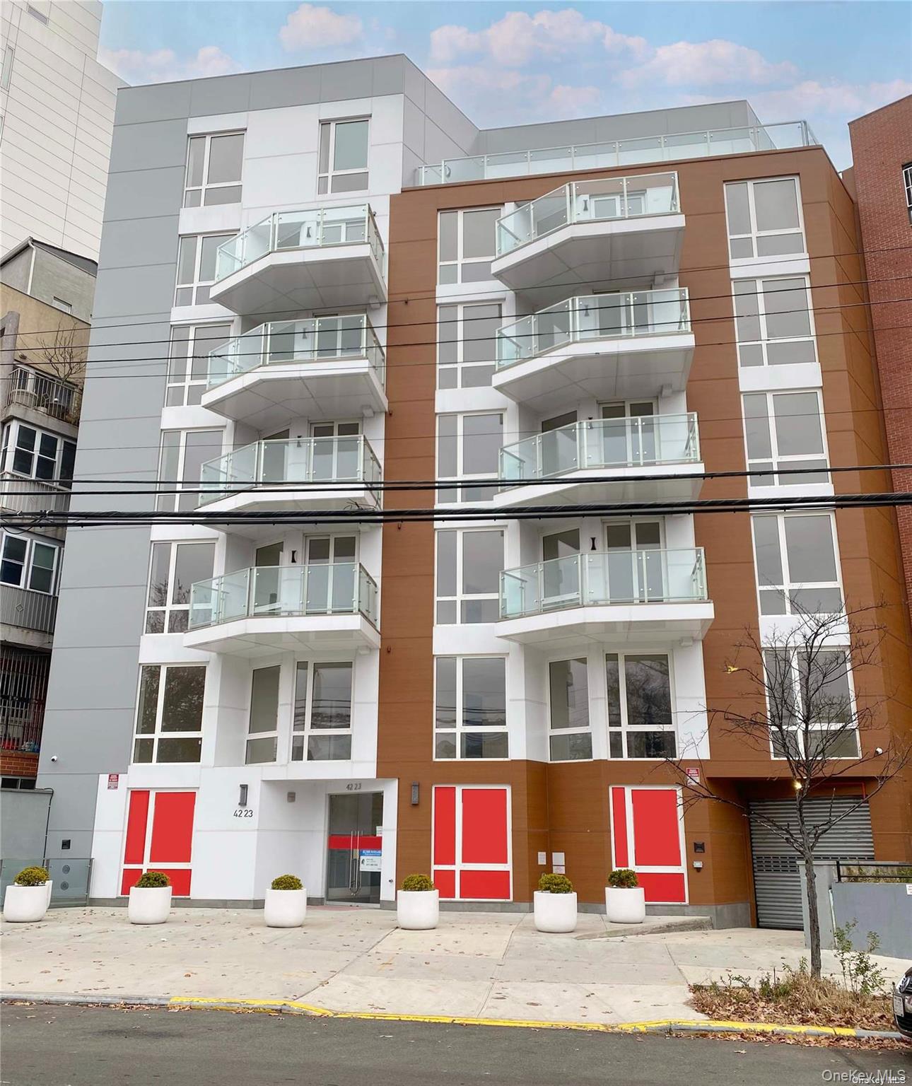 42-23 Parsons Boulevard 1E — photo