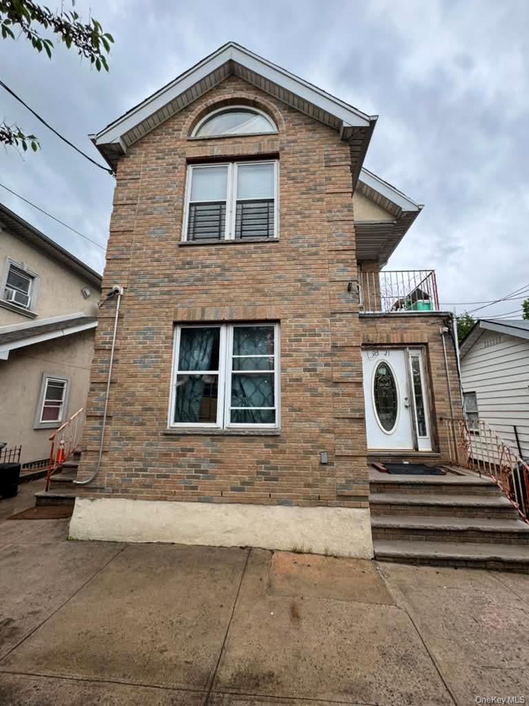 2521 94th Street — photo