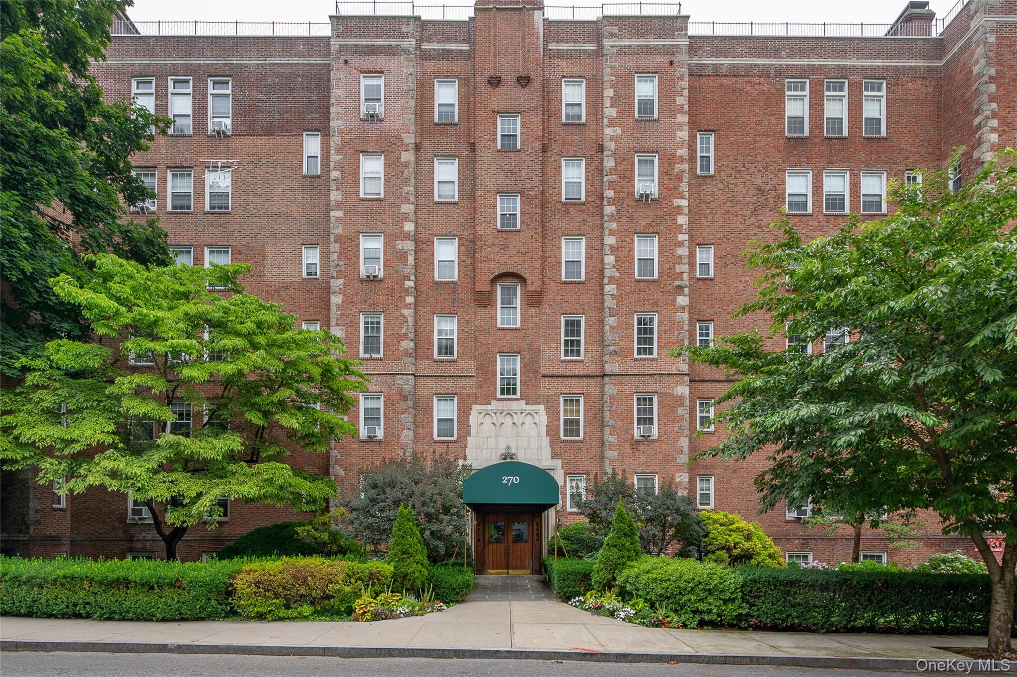 270 Bronxville Road B52 — photo