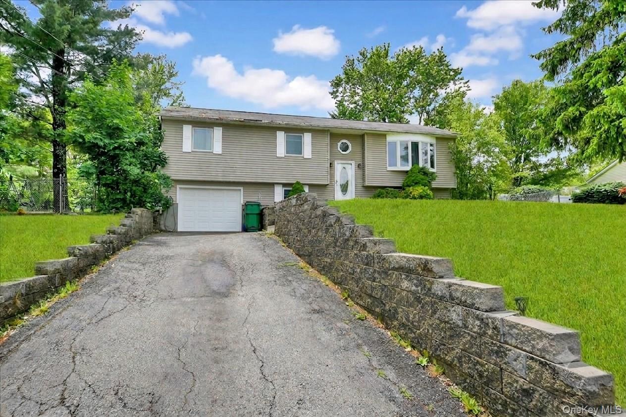 5 Rowell Lane — photo