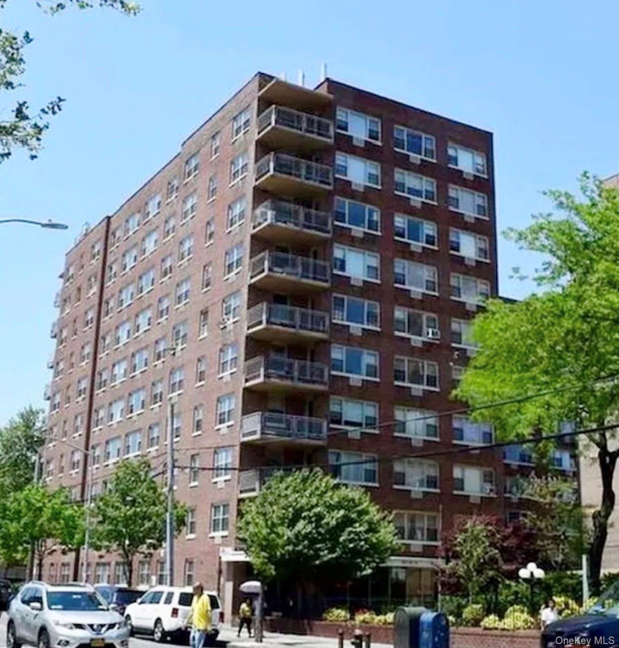 8111 45th Avenue 5C — photo